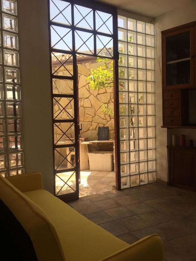 Stria House Villa Mazzarino Bagian luar foto